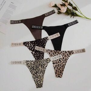 5packs Leopard Print Letter Tape Waist Sexy Thongs